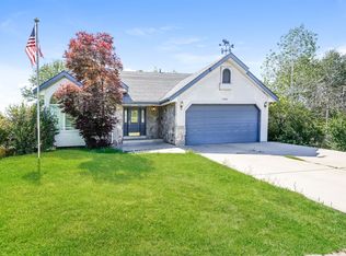 1040 S 800 W, Woods Cross, UT 84087