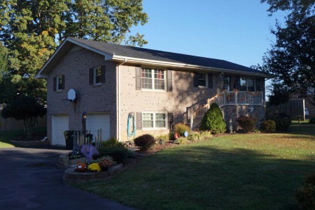 1st image of 673 Meadowcrest Dr