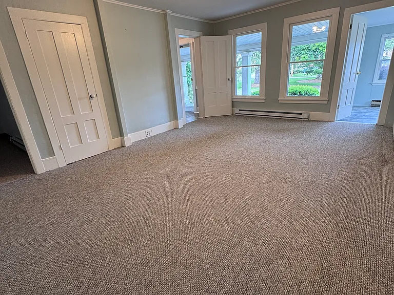 1253 Fairport Rd — Photo 17