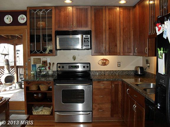 3rd image of 523 Alta Vista Dr
