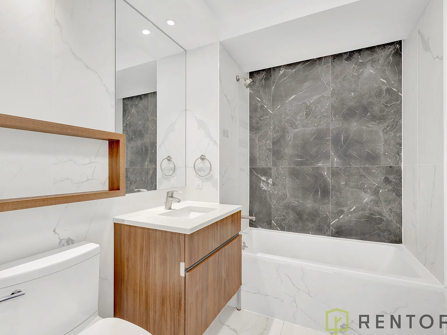 224 East 135th Street — Photo 4