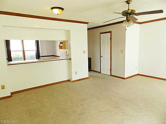 4th image of 1395 Battleford Dr