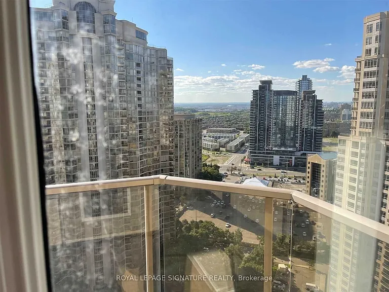 25 Kingsbridge Garden Cir #2811 — Photo 5