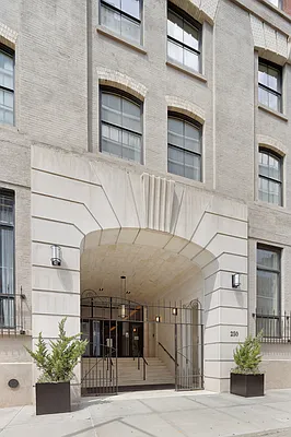 Sold by Compass | media 10