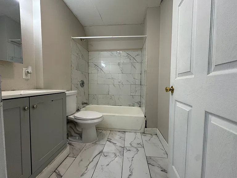 304 Willow St #3C — Photo 7