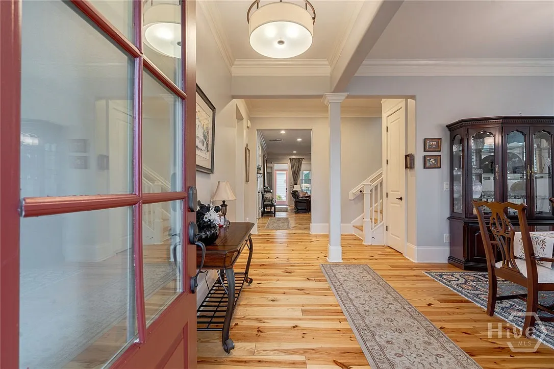 3 bed, 3.5 bath, 2614 sqft, $5,500 — Photo 4
