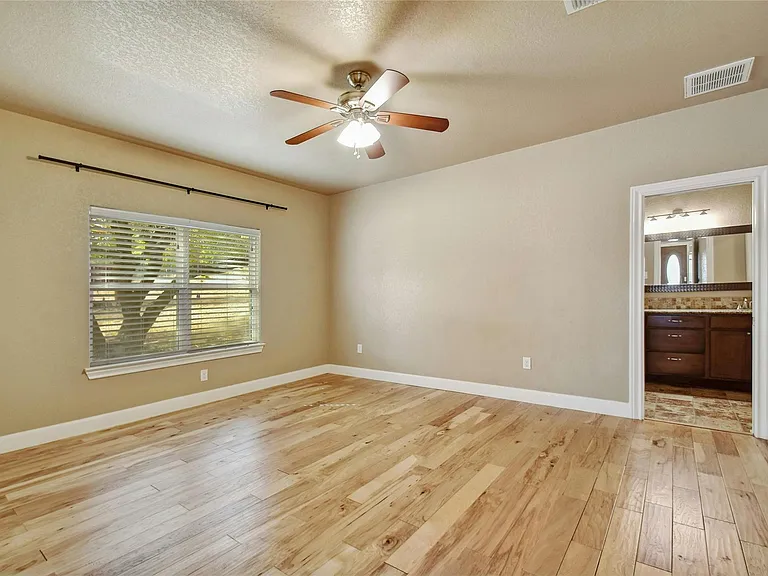 1007 Meckel Dr — Photo 14
