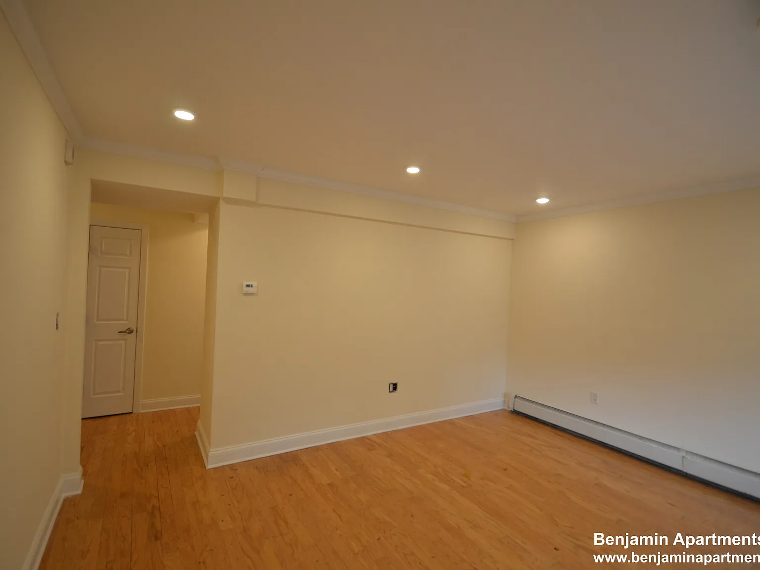 2 bed, 753 sqft, $3,695 — Photo 2