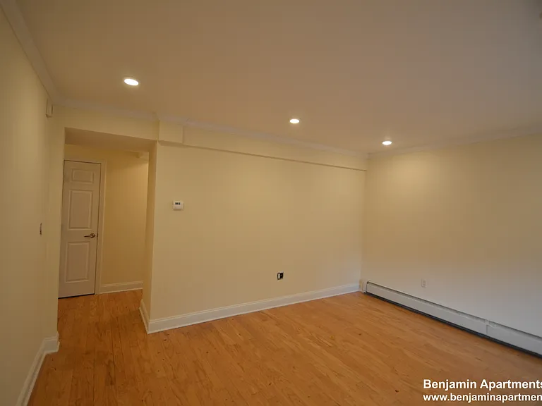 50 Alton Pl #1 — Photo 2