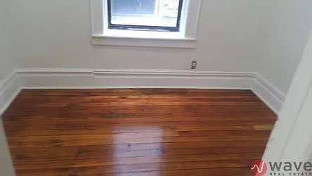 Rented by Wave Real Estate Group