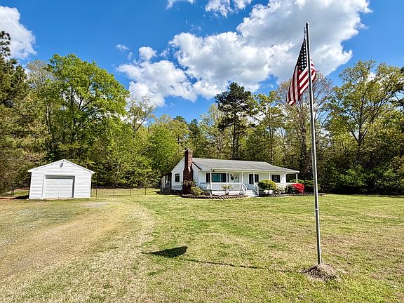 2nd image of 10316 Georgetown Rd