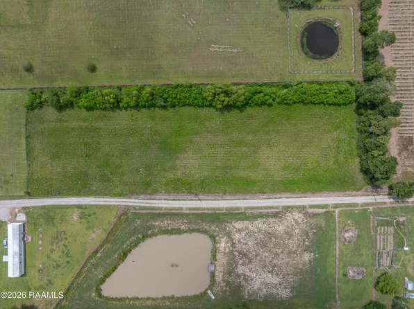 500 Langlinais Rd, Youngsville, LA 70592