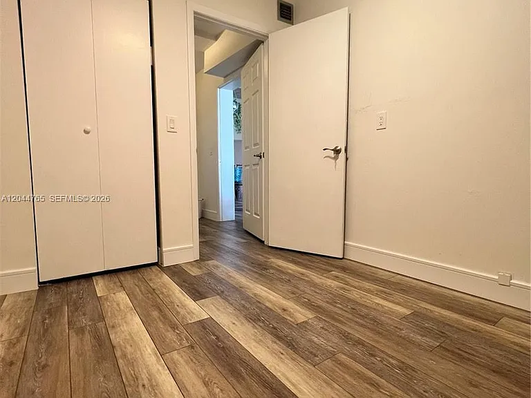 1705 Whitehall Dr #403 — Photo 40