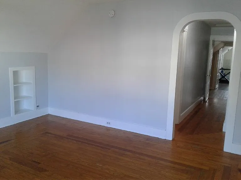 188 Walnut St #3 — Photo 6
