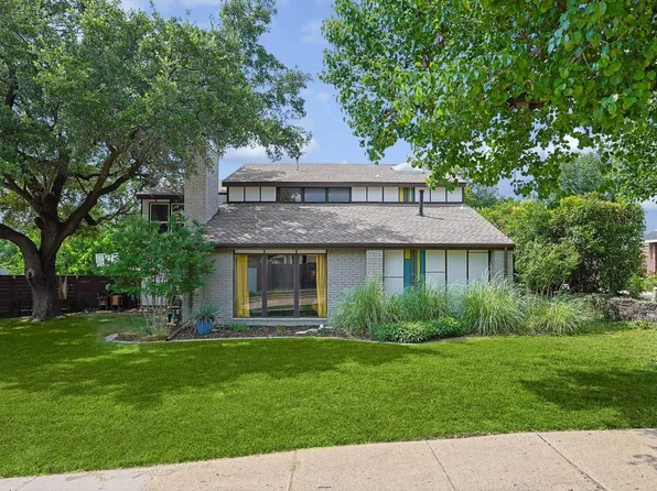 1202 Derbyshire Ln, Carrollton, TX 75007