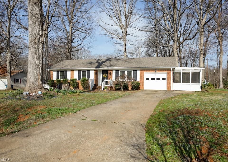 1st image of 5003 Hiddenbrook Ct