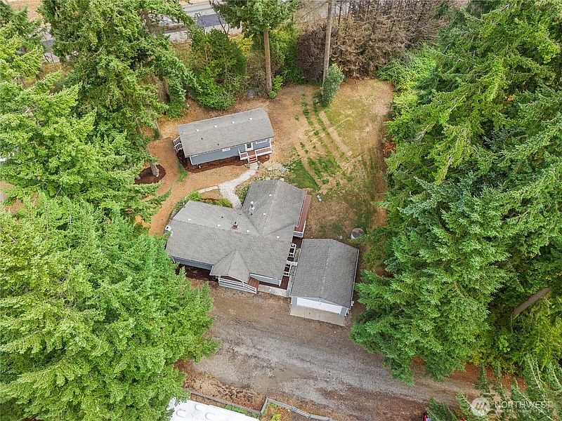 3rd image of 3615 Hunt Street