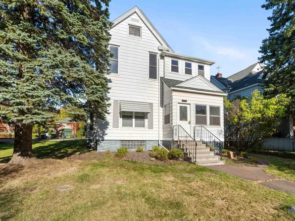 1211 E 1st St, Duluth, MN 55805