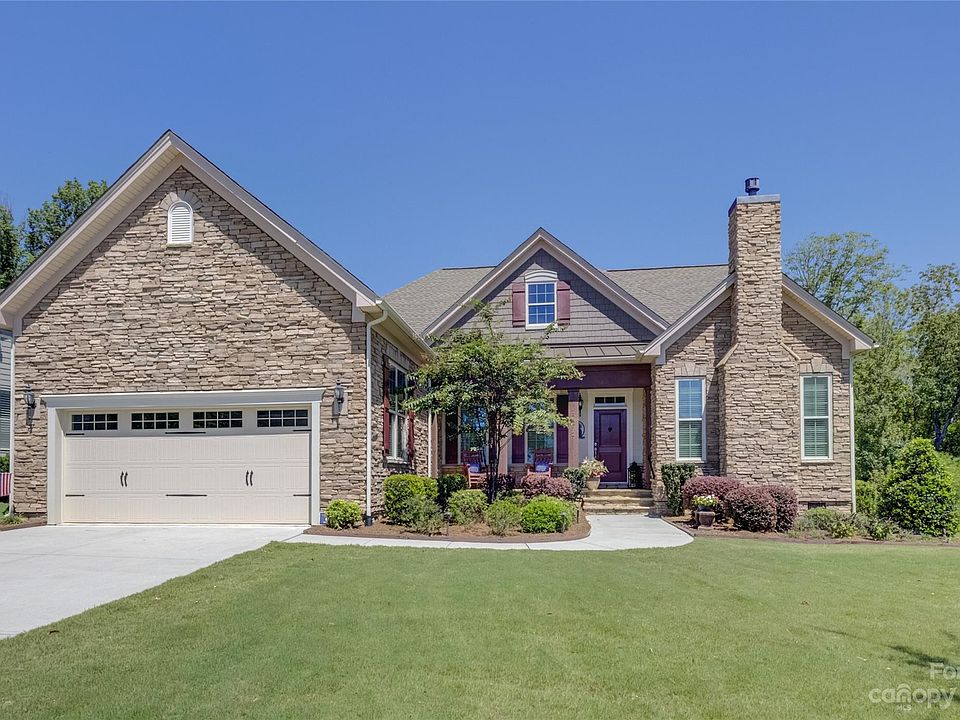 1st image of 17202 Coves Edge Ln