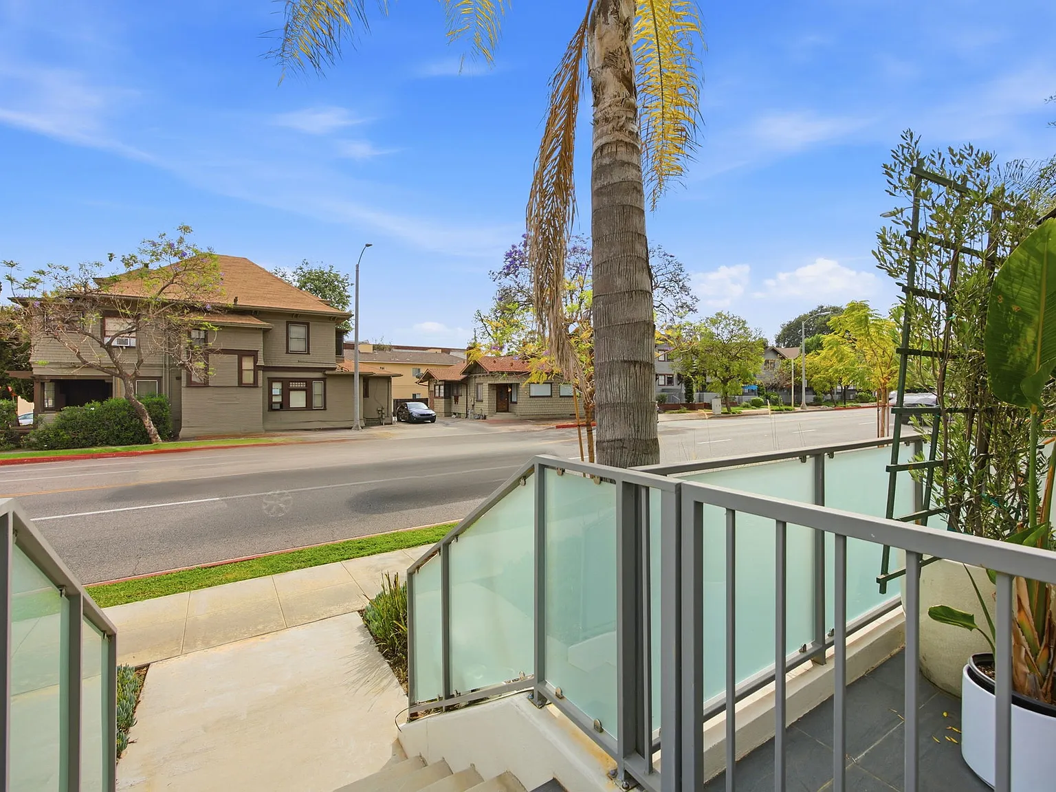 399 E Del Mar Blvd — Photo 4
