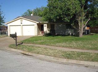 7404 Barbara Ct, Watauga, TX 76148