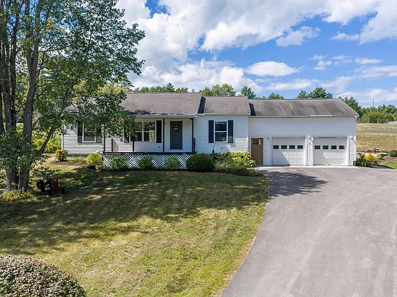 2nd image of 6 Ridge Berry Lane