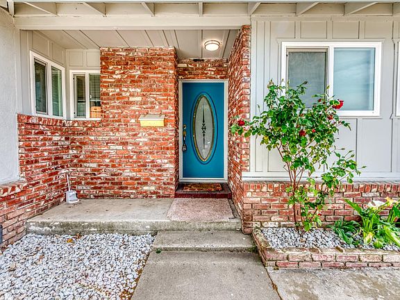 5th image of 1509 Harding Ave