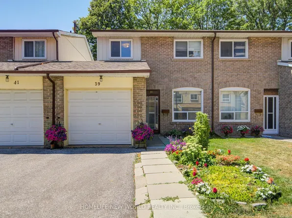 44 Chester Le Blvd #39, Toronto, ON M1W 2M8