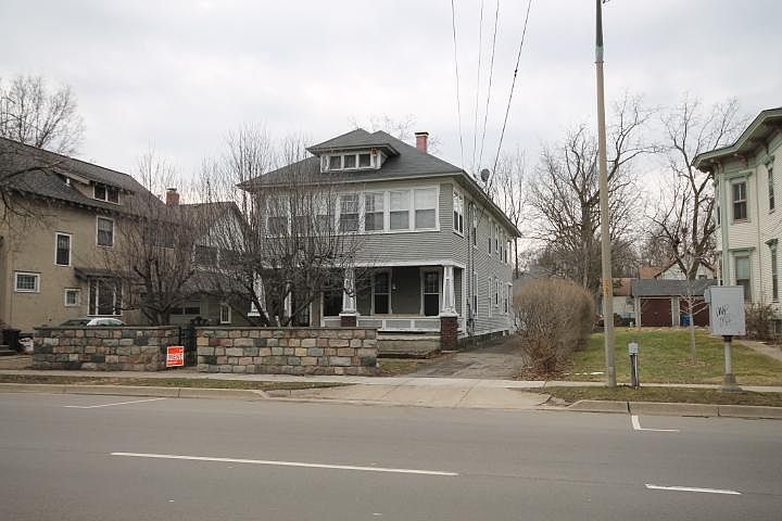 1st image of 526 S Westnedge Ave