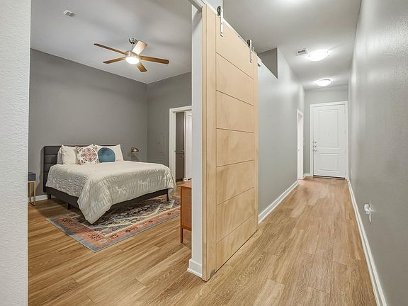 5th image of 1900 Barton Springs Rd Unit 2006