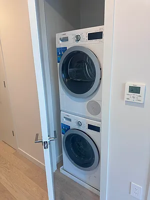 Rented by E Realty International Corp | media 6