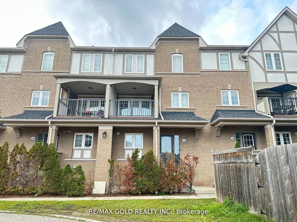 2361 Parkhaven Blvd #15, Oakville, ON L6H 7S7