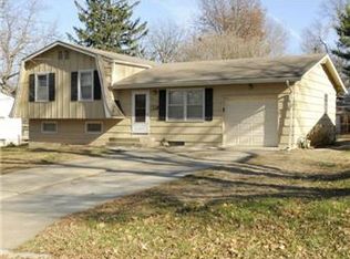 7105 Goddard St, Shawnee, KS 66203