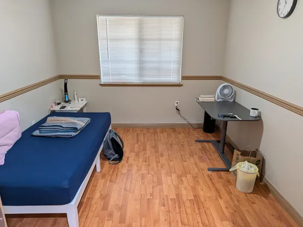 819 H St APT 14, Davis, CA 95616