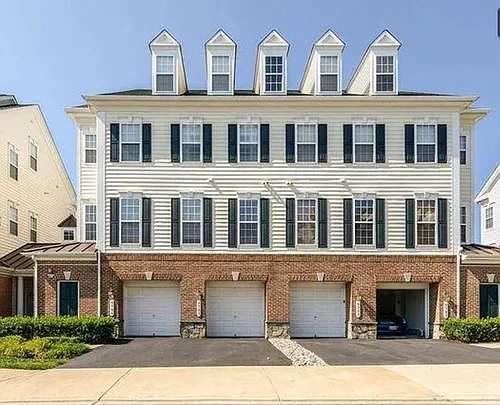 6783 Hampton Bay Ln Photo 1