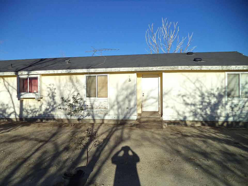 1st image of 16846 E Ave T