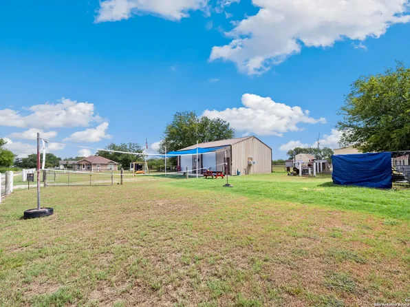 2629 oak island, San Antonio, TX 78264