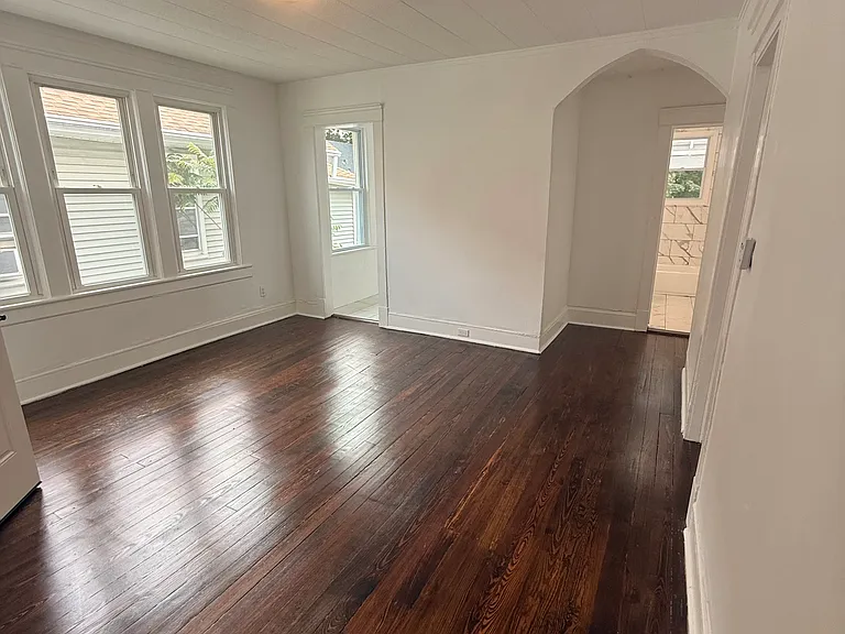 107 Bridgeport Ave #2 — Photo 5