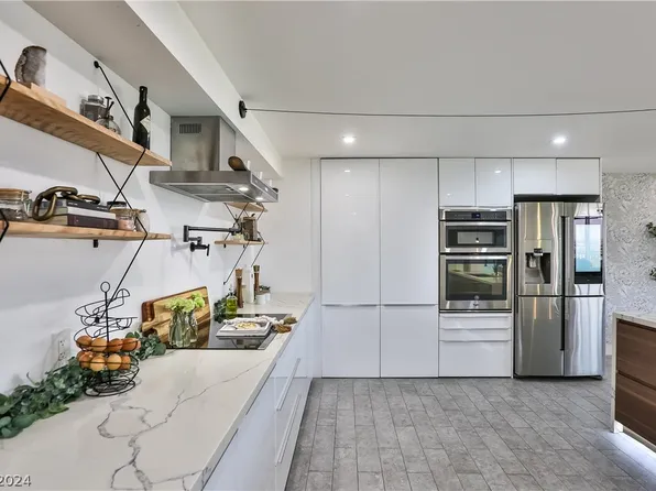 3111 Bel Air Dr Unit 20G, Las Vegas, NV 89109