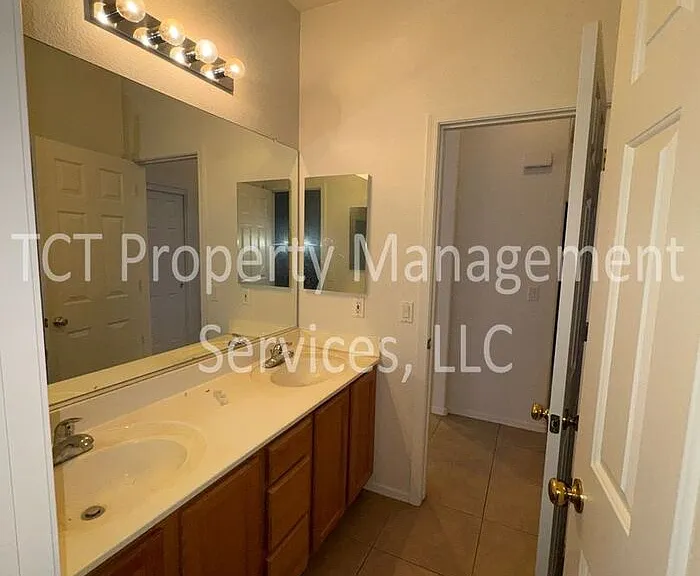 12827 W Modesto Dr — Photo 13