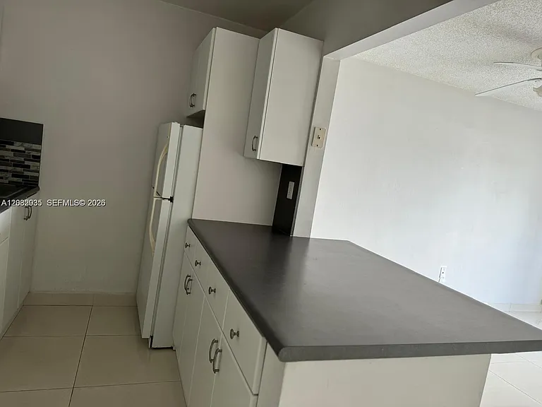 5731 NW 37th St #310 — Photo 2