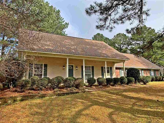 2nd image of 150 Peachtree Dr