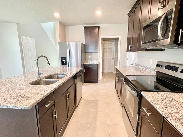 526 Amadoras Way — Photo 13