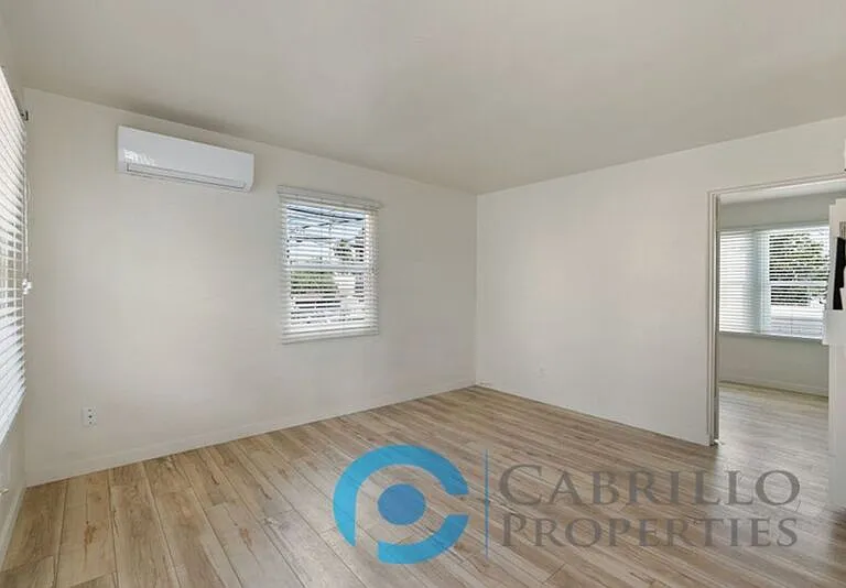 4571 North Ave — Photo 7