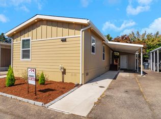 1800 Lakewood Ct SPC 37, Eugene, OR 97402