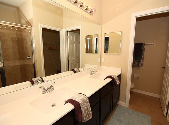 3rd image of 619 Woodland Terrace Blvd