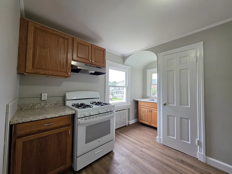 309 Main St #2 — Photo 3