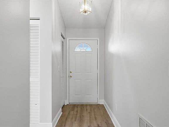 3rd image of 8132 Perth Dr