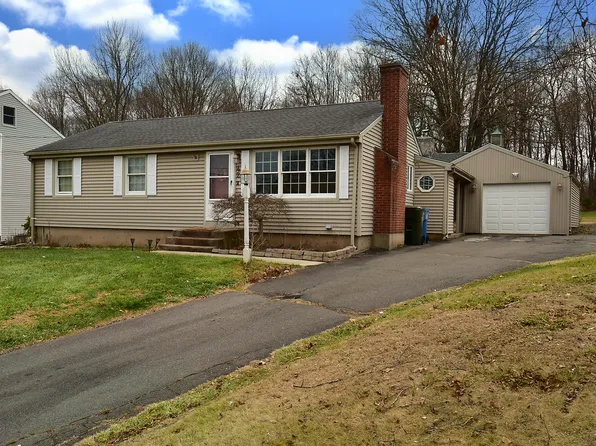 42 Magnolia Lane, Berlin, CT 06023