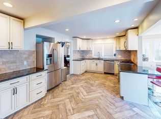 1768 Ella T Grasso Blvd, New Haven, CT 06511